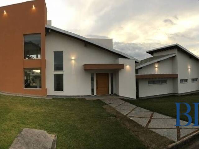 Venda em Jardim São Felipe - Atibaia