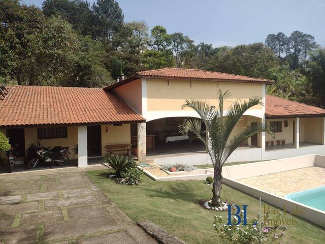 Casa para Venda em Guararema - 4