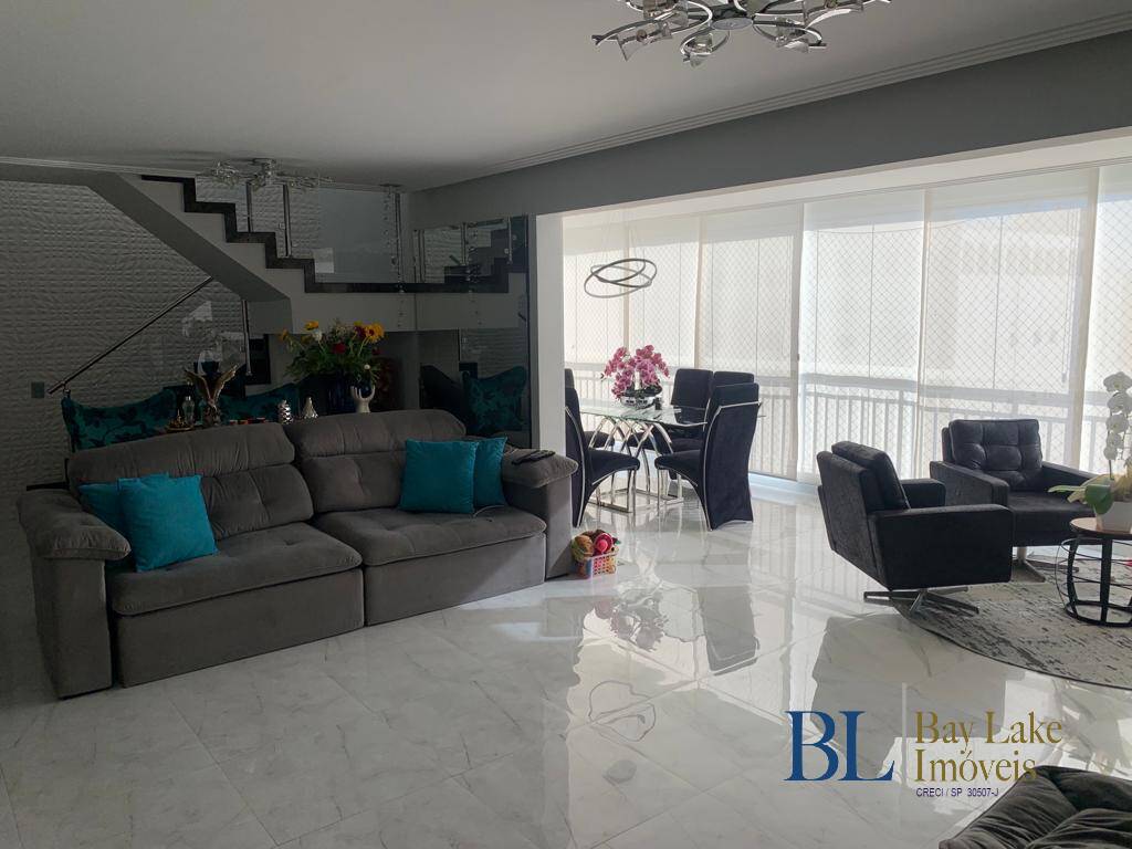 Apartamento, 3 quartos, 225 m² - Foto 2