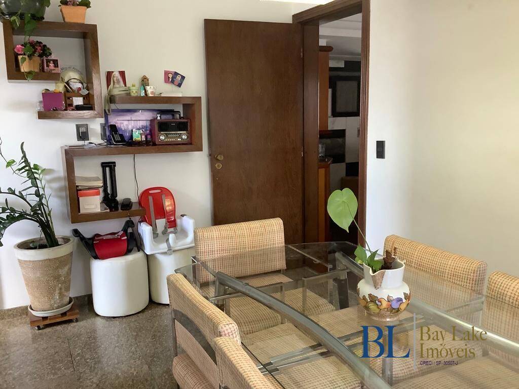 Apartamento, 5 quartos, 244 m² - Foto 10