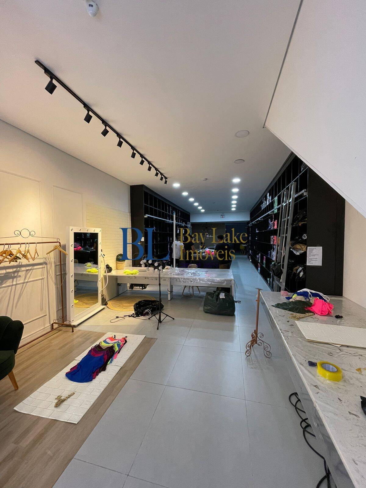 Depósito-Galpão, 165 m² - Foto 1