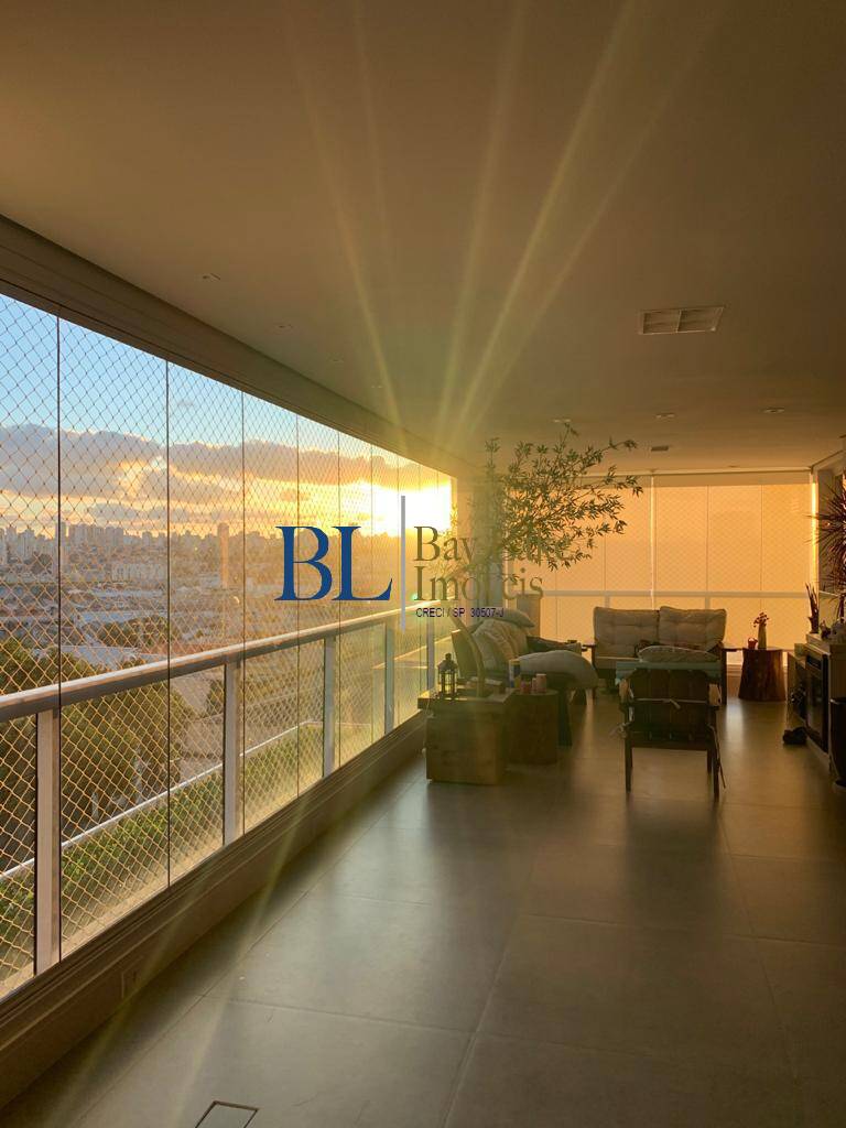 Apartamento, 3 quartos, 183 m² - Foto 2