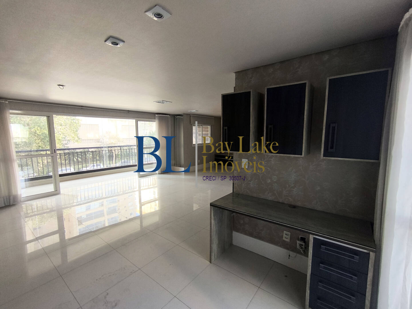 Apartamento, 3 quartos, 156 m² - Foto 2