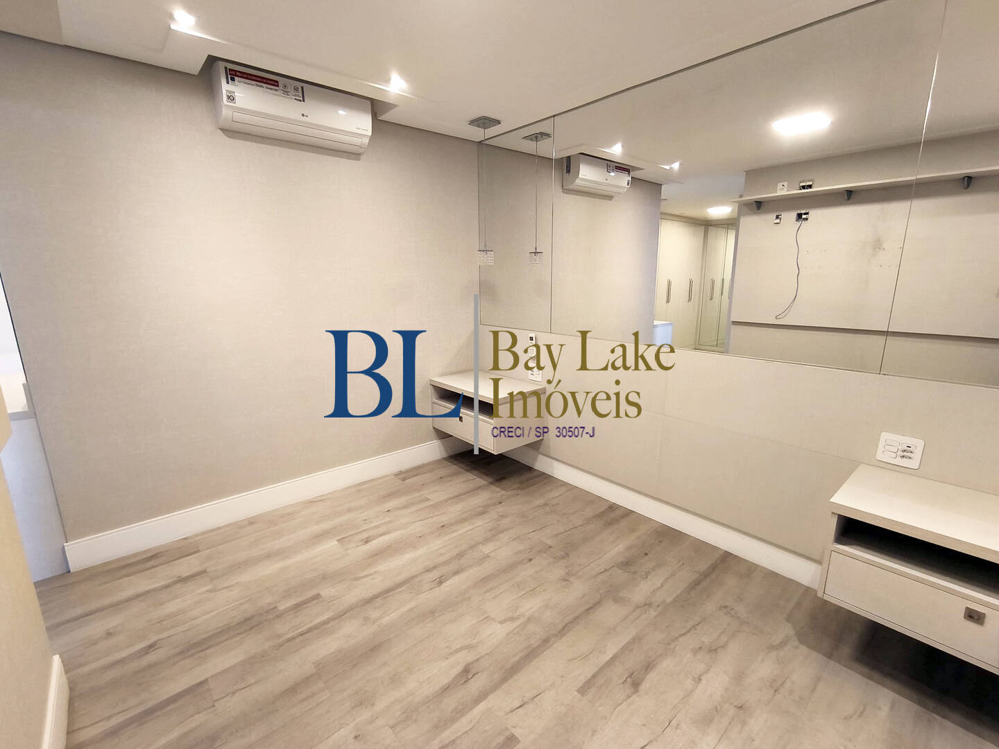 Cobertura, 3 quartos, 215 m² - Foto 29