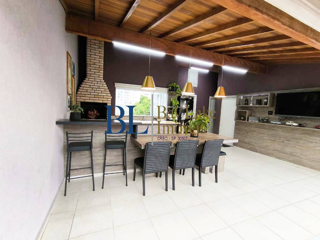 Sobrado, 3 quartos, 238 m² - Foto 2