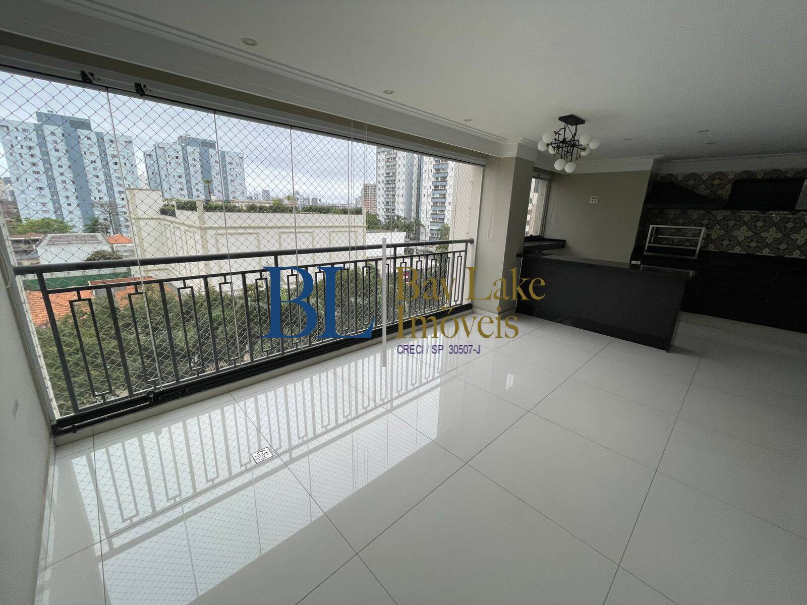 Apartamento, 3 quartos, 140 m² - Foto 1