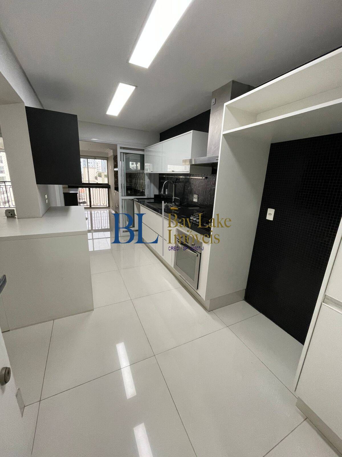 Apartamento, 3 quartos, 140 m² - Foto 2