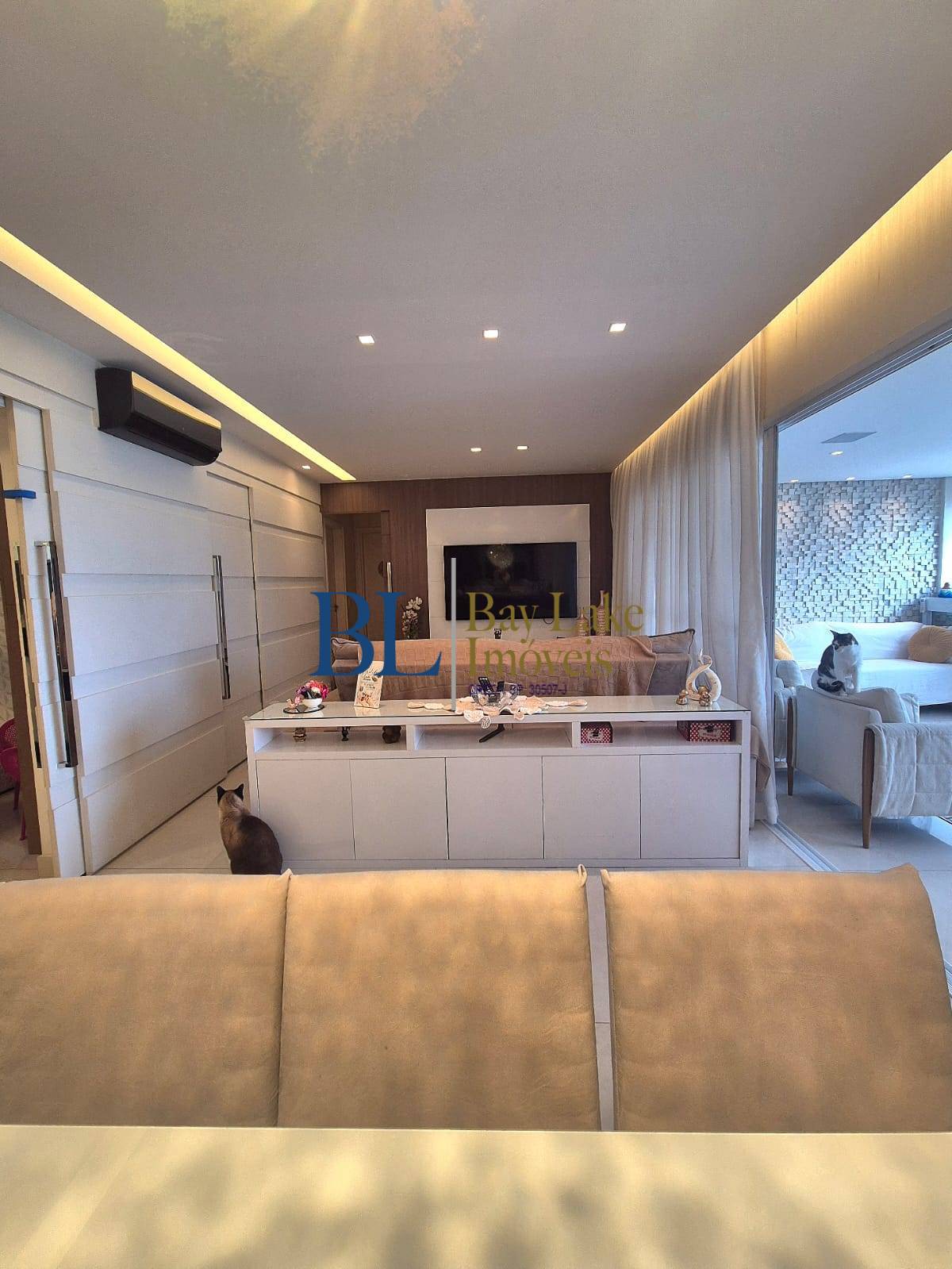 Apartamento, 3 quartos, 135 m² - Foto 1