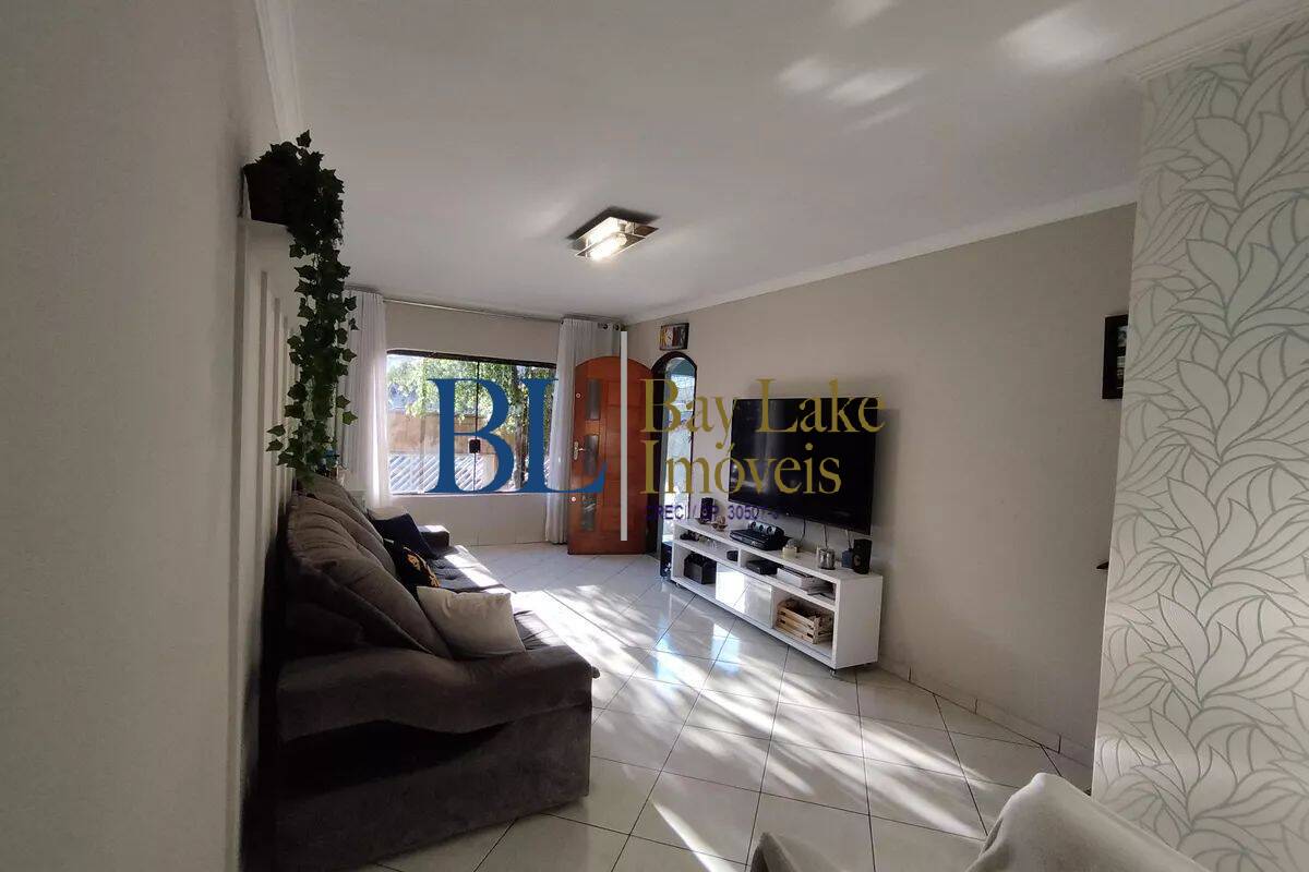 Casa, 3 quartos, 324 m² - Foto 1