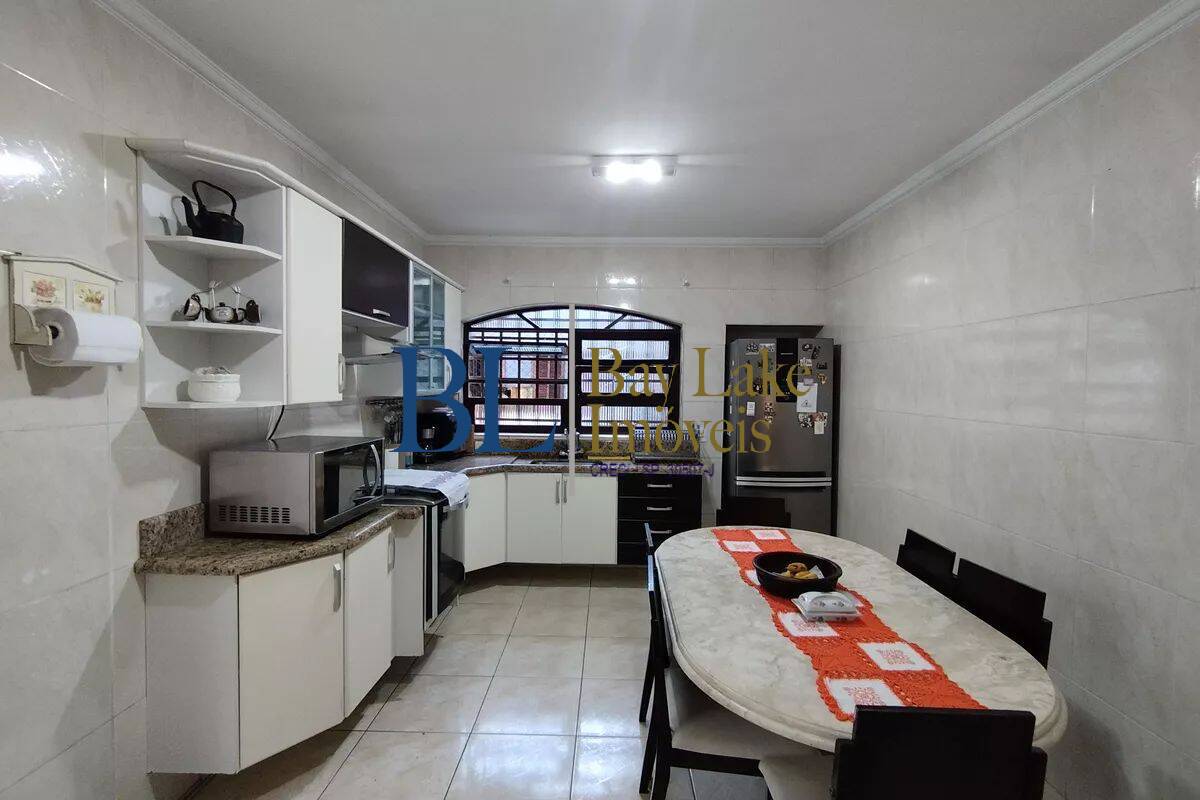 Casa, 3 quartos, 324 m² - Foto 6