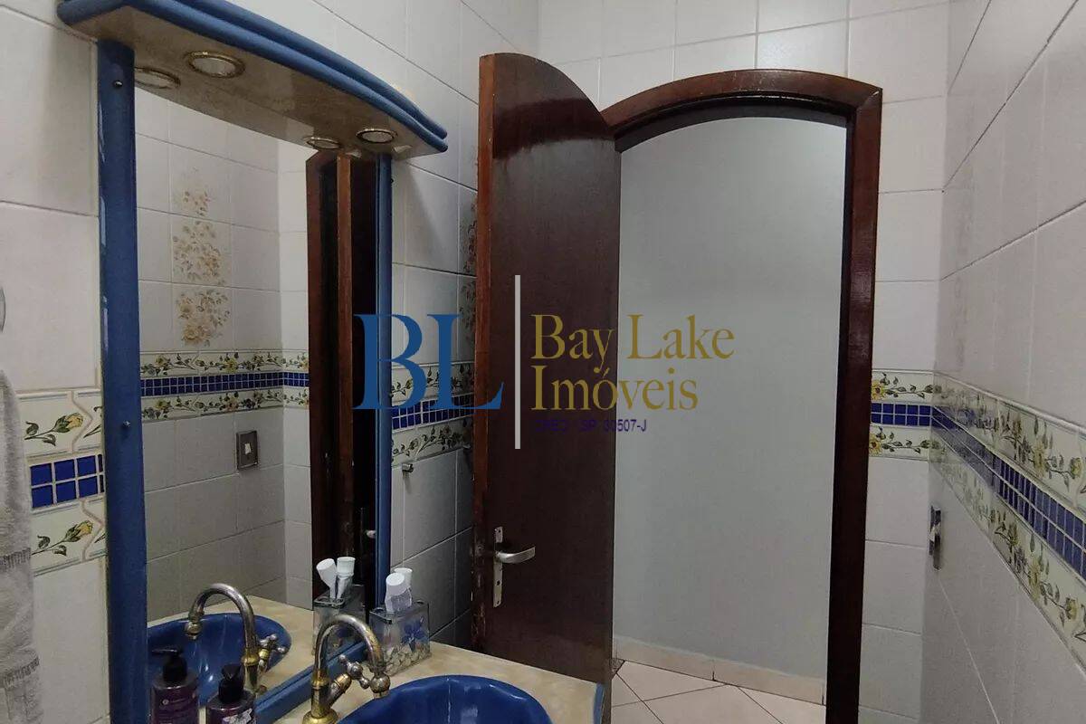 Casa, 3 quartos, 324 m² - Foto 32