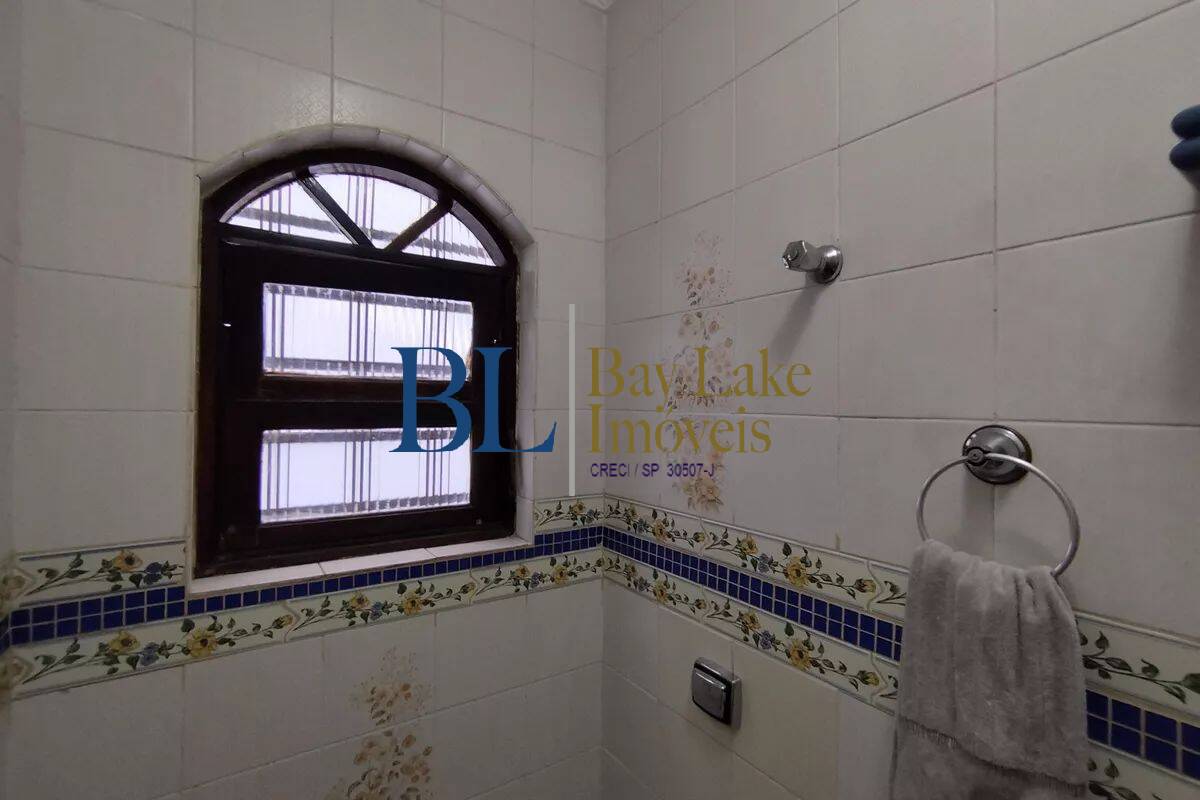 Casa, 3 quartos, 324 m² - Foto 33