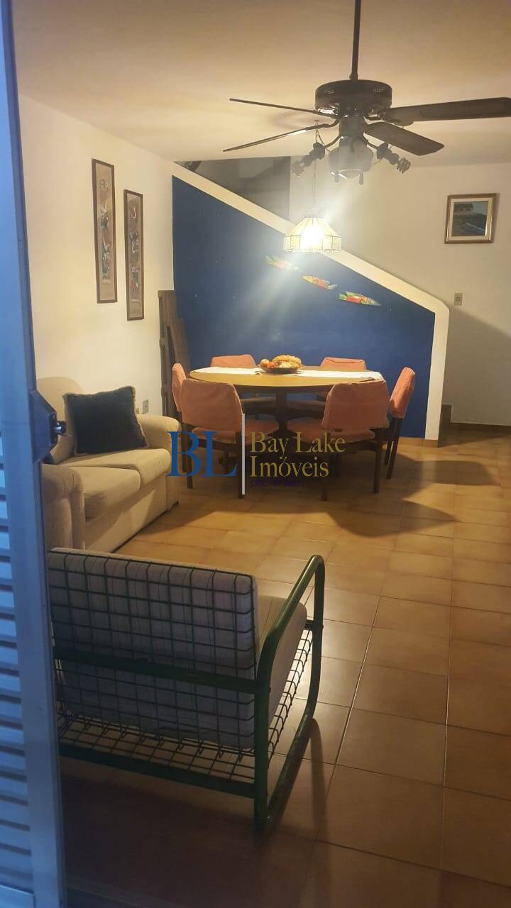 Casa, 3 quartos, 110 m² - Foto 1