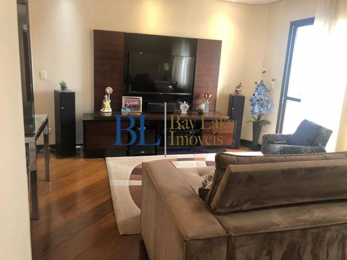 Apartamento, 3 quartos, 135 m² - Foto 10