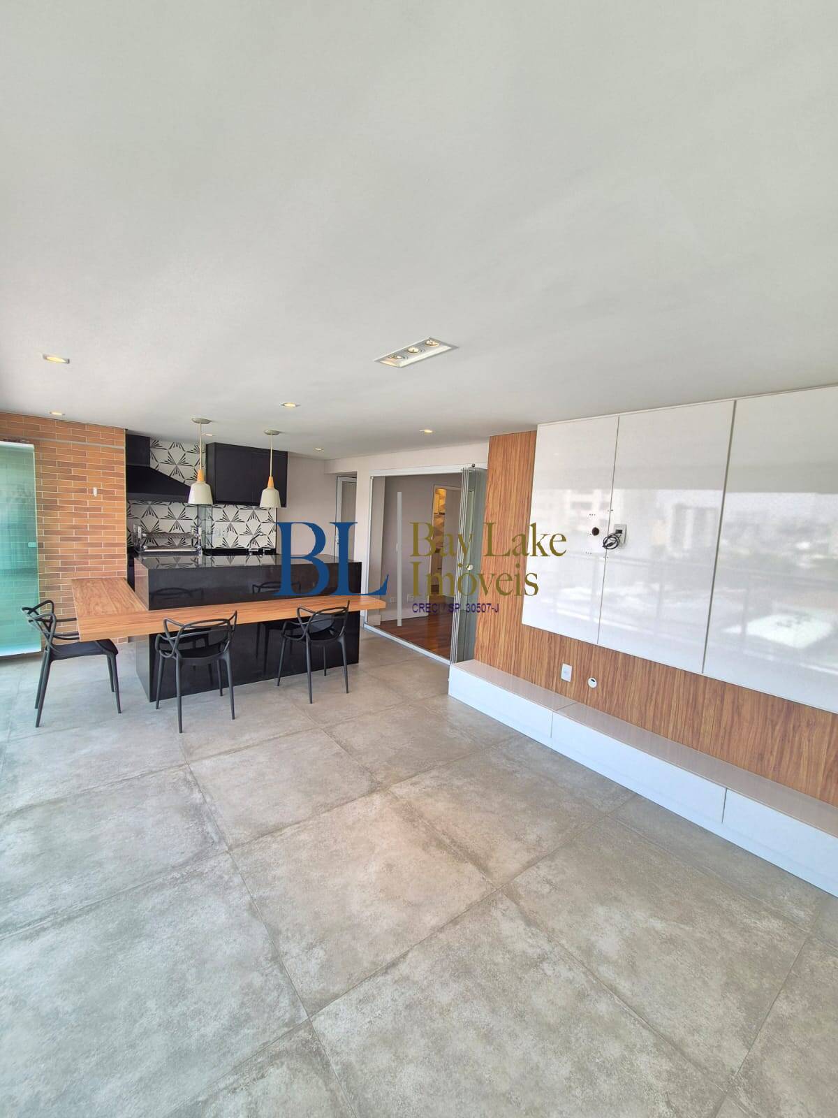 Apartamento, 3 quartos, 133 m² - Foto 1