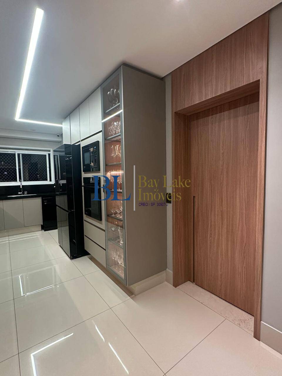 Apartamento, 3 quartos, 202 m² - Foto 10