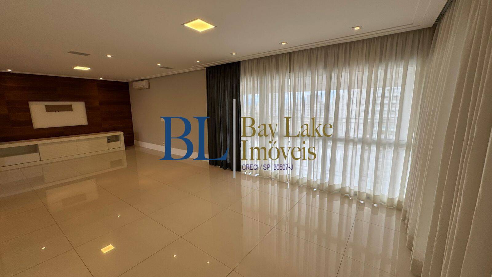 Apartamento, 4 quartos, 242 m² - Foto 4