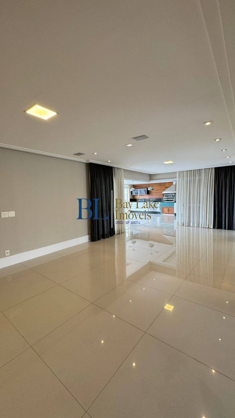 Apartamento, 4 quartos, 242 m² - Foto 3