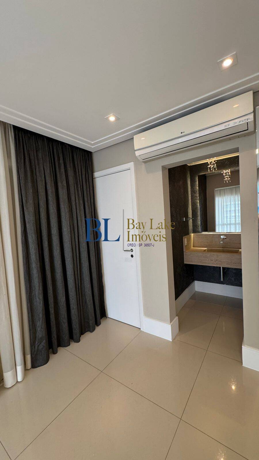 Apartamento, 4 quartos, 242 m² - Foto 5