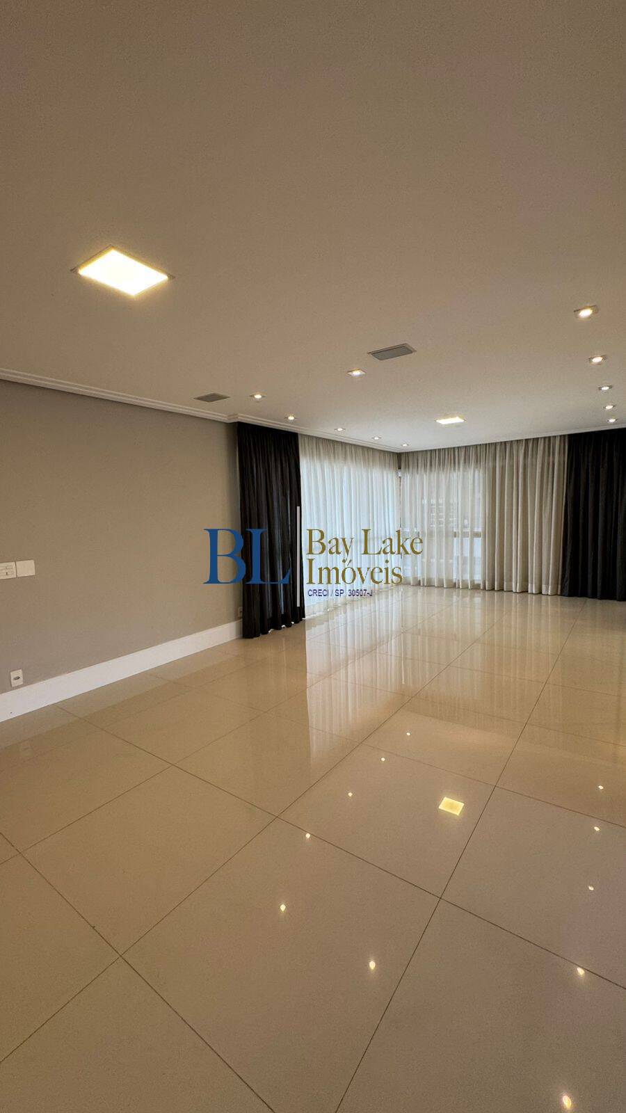Apartamento, 4 quartos, 242 m² - Foto 8