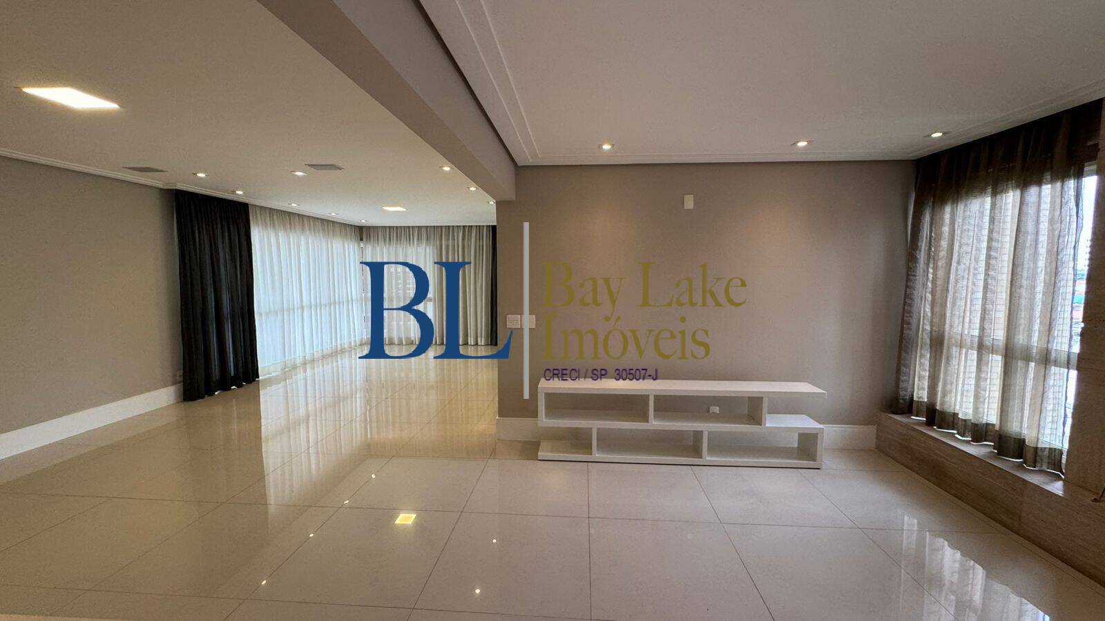 Apartamento, 4 quartos, 242 m² - Foto 10