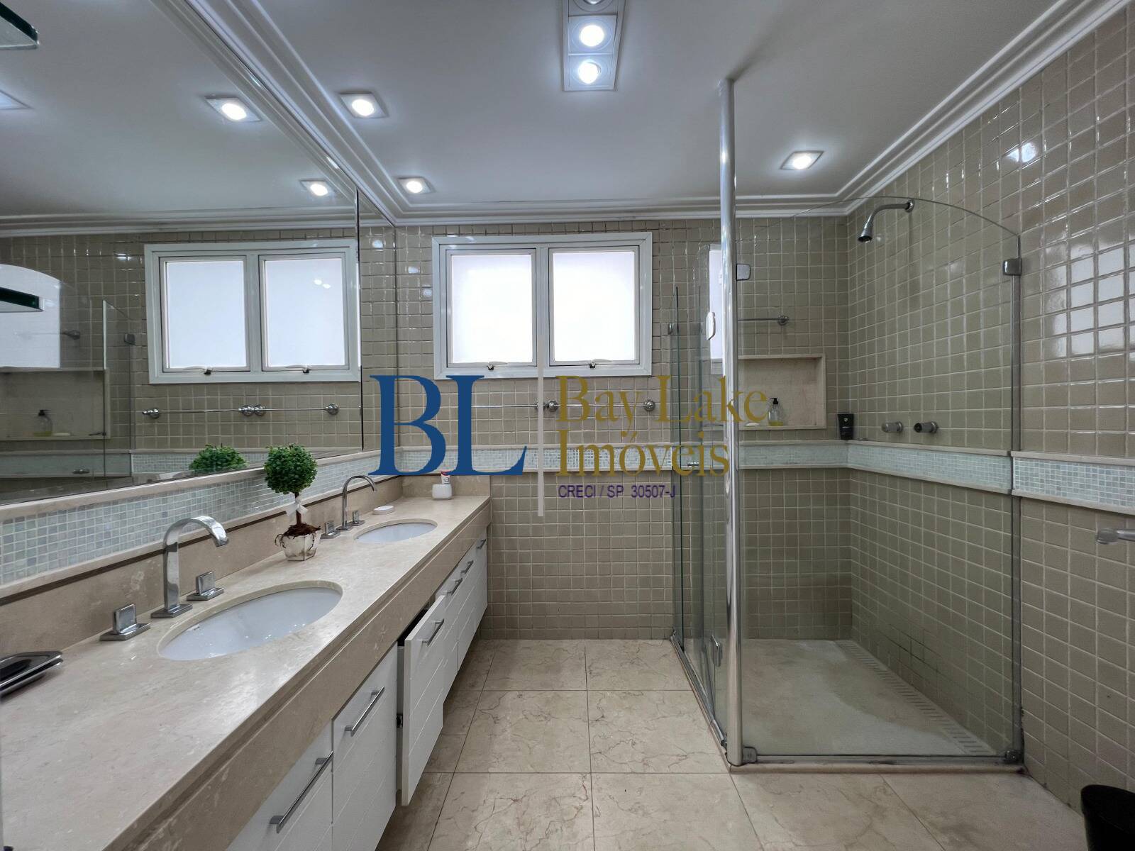Apartamento, 4 quartos, 250 m² - Foto 33